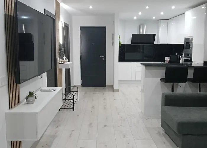 Apartment De Lujo N&c Con Terraza - Playa Arenal Bol