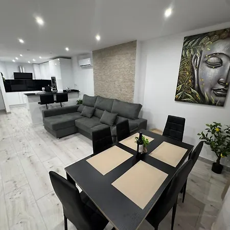 De Lujo N&c Con Terraza - Playa Arenal Bol * 卡尔佩